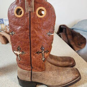 Ariat cowboy boots